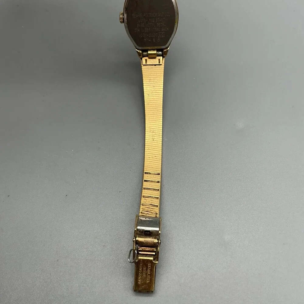 Vintage Phasar Womens Watch 18mm Cream Dial Gold Tone W231-5200 New Battery 7